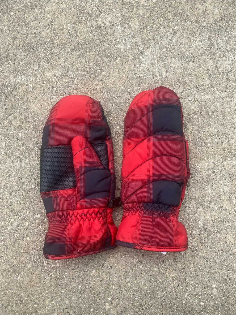 Old Navy Red and Black Plaid Mittens